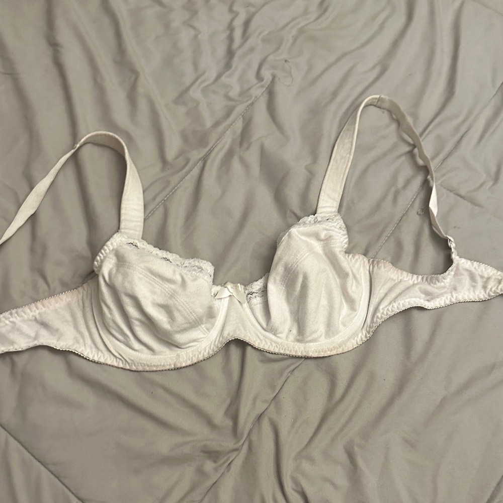 Elegant White Lace Bra